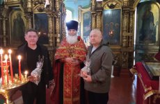 Отец Николай поздравляет с Пасхой участников СВО