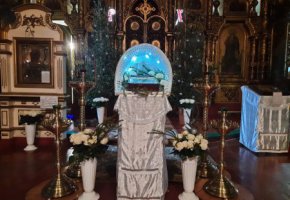Праздничная Божественная литургия в ночь на 7 января  в Свято-Троицком Архиерейском подворье г.Ирбит